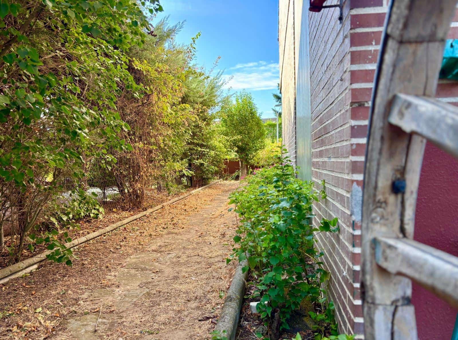 4 soveværelse Villa til salg i Villamayor med swimmingpool garage - € 325.000 (Ref: 9449210)