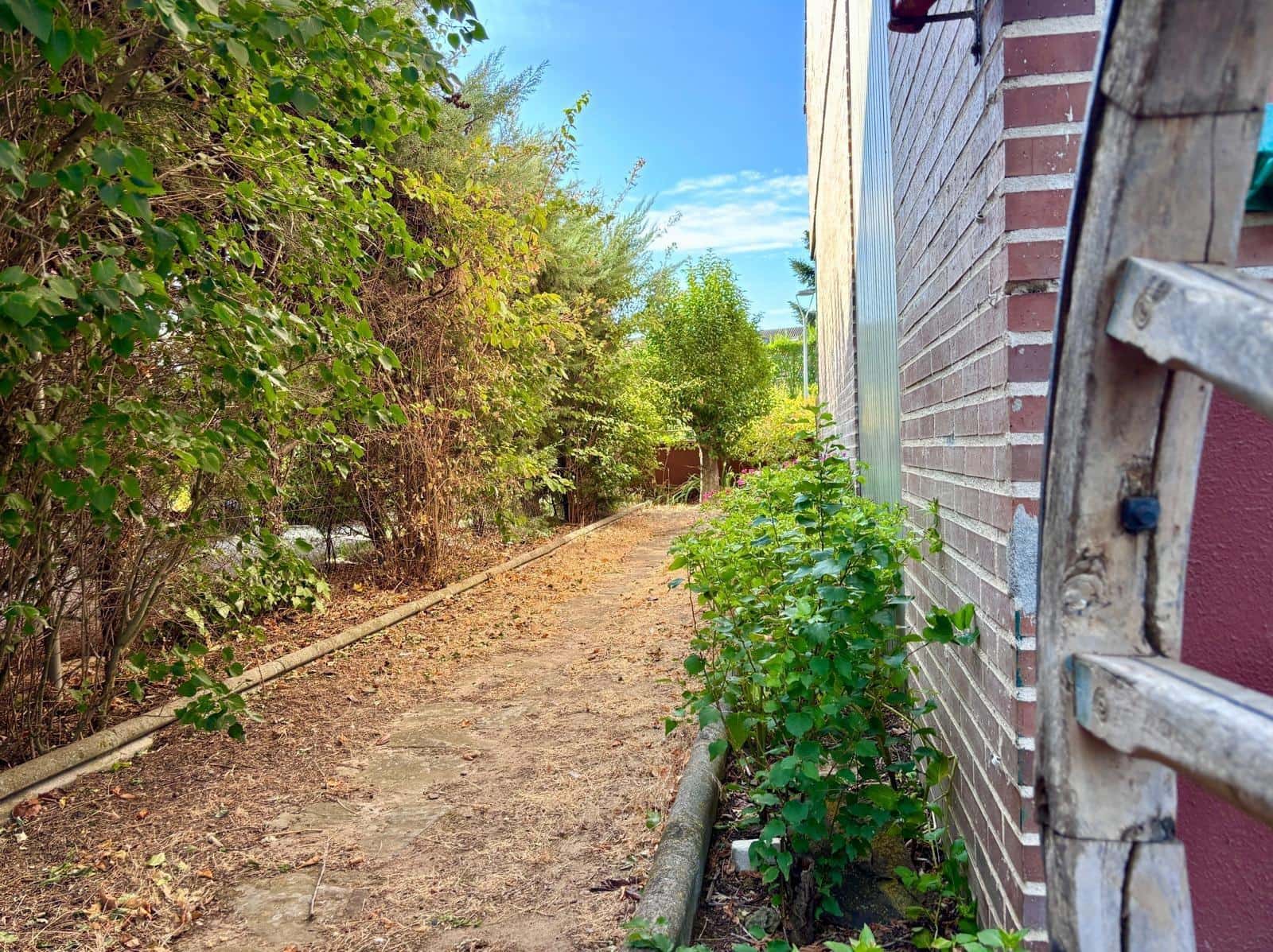 4 soveværelse Villa til salg i Villamayor med swimmingpool garage - € 325.000 (Ref: 9449210)