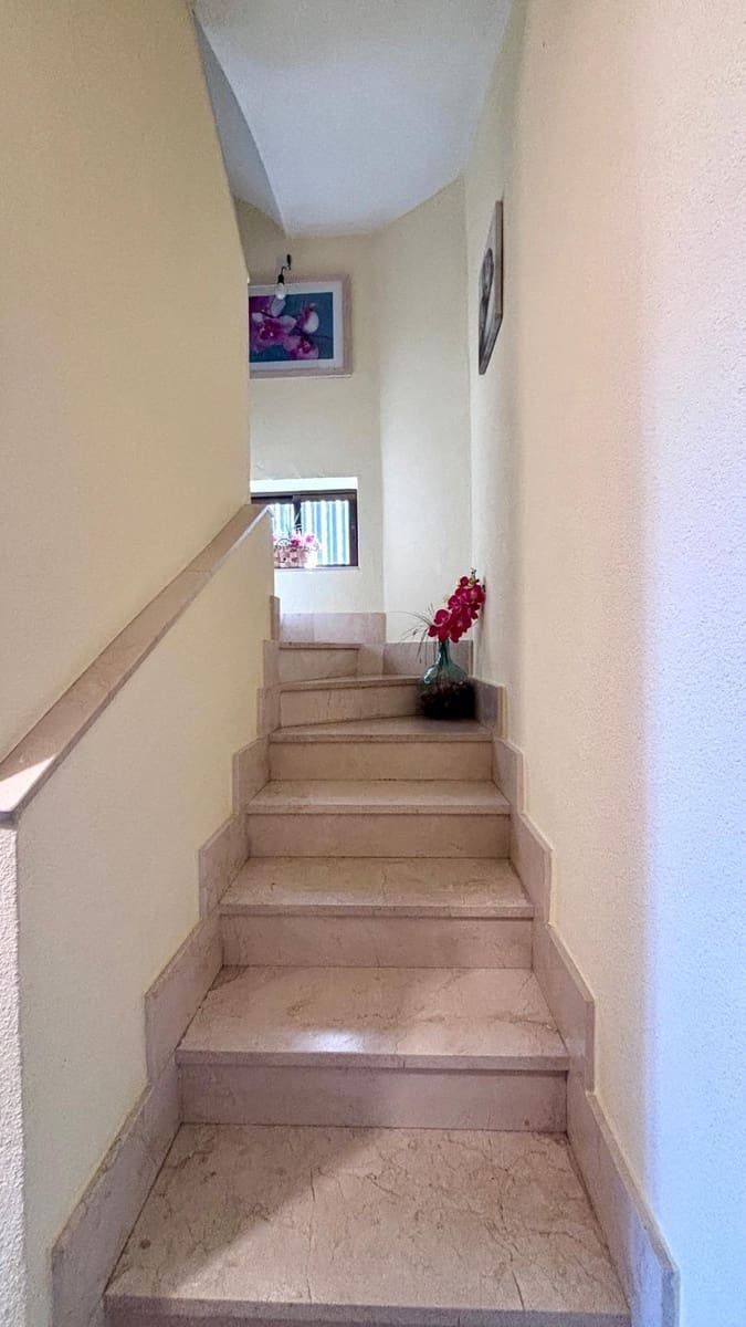 4 sovrum Villa till salu i Villamayor med pool garage - 325 000 € (Ref: 9449210)