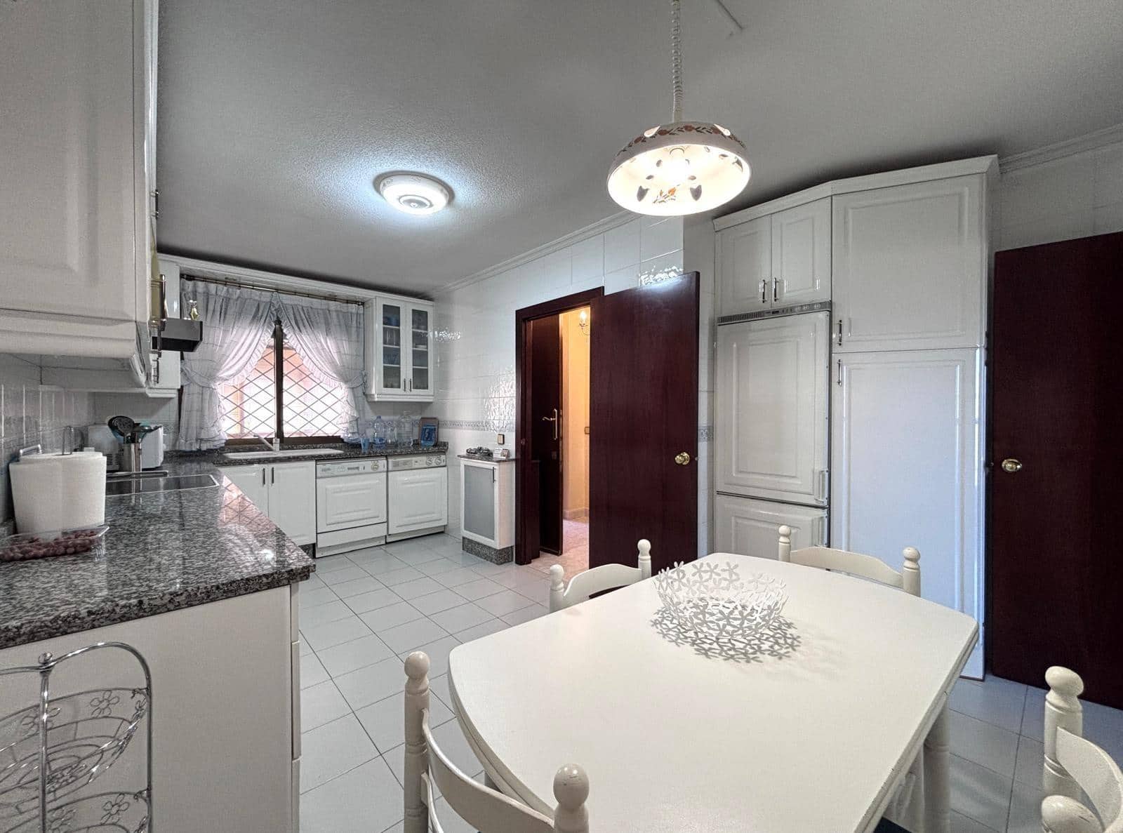 4 sovrum Villa till salu i Villamayor med pool garage - 325 000 € (Ref: 9449210)