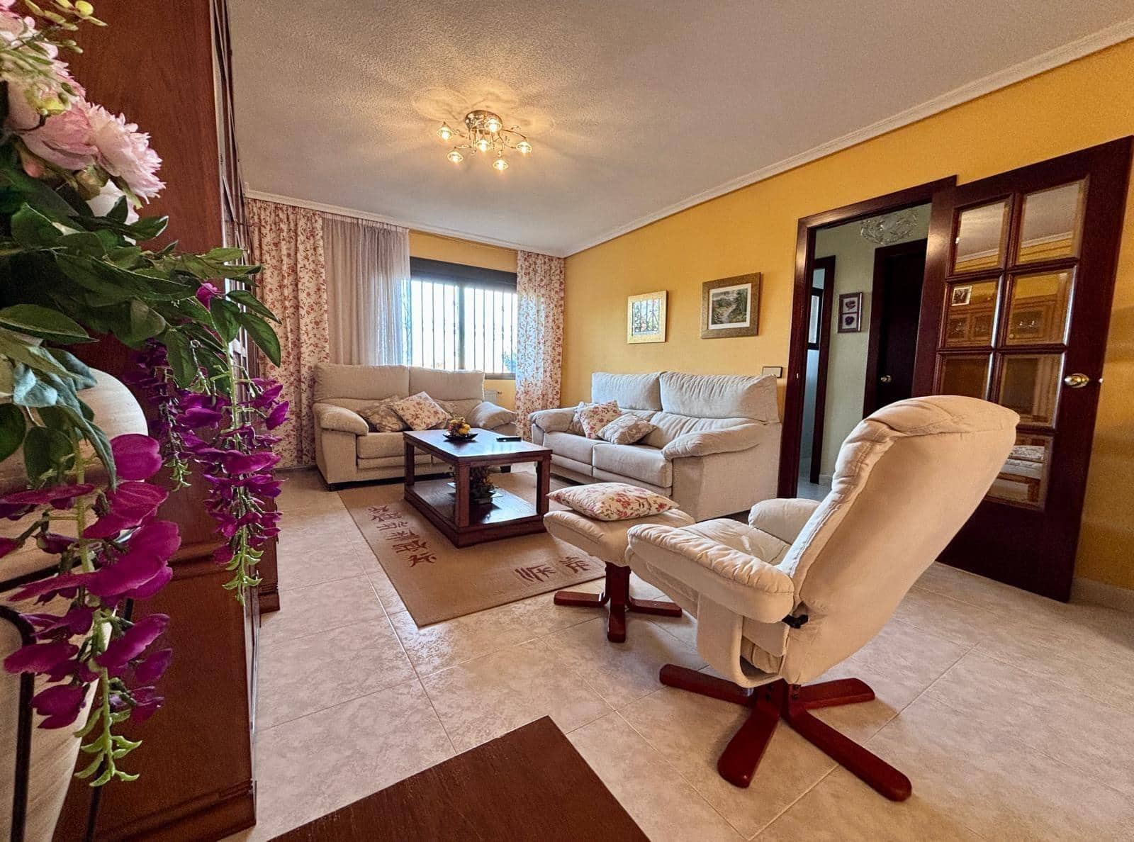 4 sovrum Villa till salu i Villamayor med pool garage - 325 000 € (Ref: 9449210)