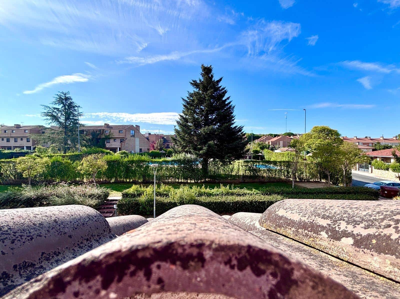 4 sovrum Villa till salu i Villamayor med pool garage - 325 000 € (Ref: 9449210)