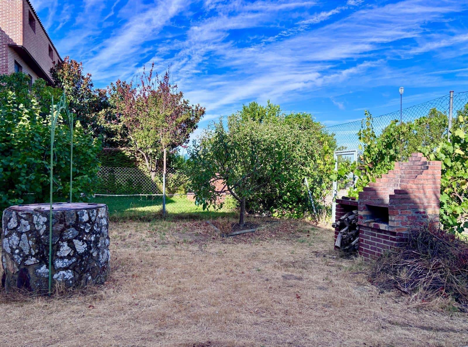 4 sovrum Villa till salu i Villamayor med pool garage - 325 000 € (Ref: 9449210)