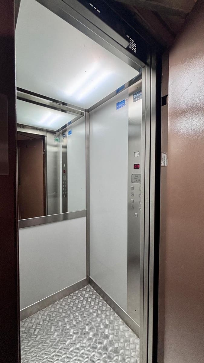 Piso de 4 habitaciones en Salamanca ciudad en alquiler - 1.200 € (Ref: 9462394)