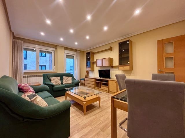 Piso de 4 habitaciones en Salamanca ciudad en alquiler - 1.200 € (Ref: 9462394)