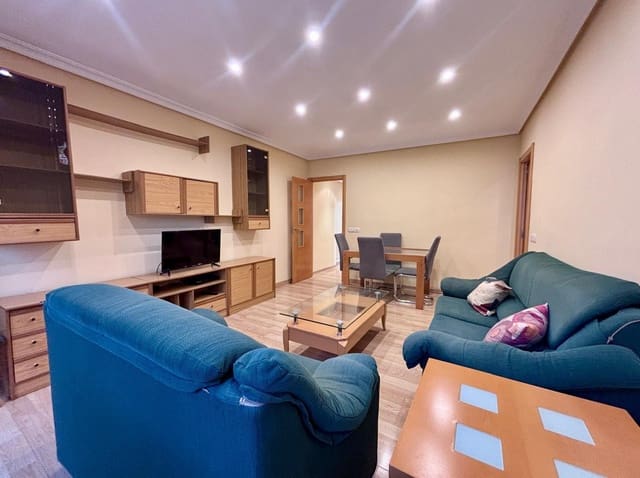 Piso de 4 habitaciones en Salamanca ciudad en alquiler - 1.200 € (Ref: 9462394)