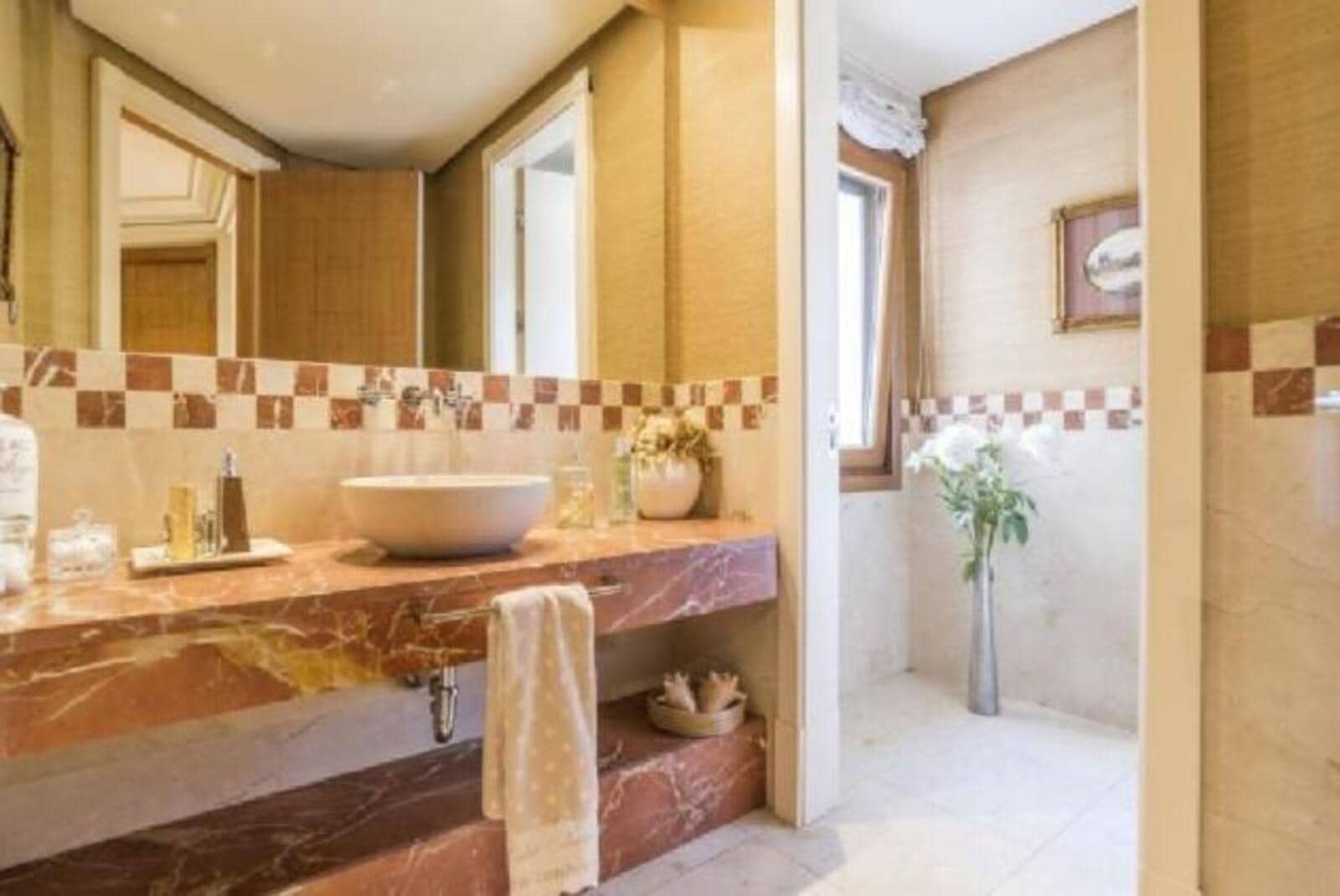 7 makuuhuone Huvila myytävänä paikassa Alcobendas mukana uima-altaan 
autotalli - 10 400 000 € (Ref: 9508914)