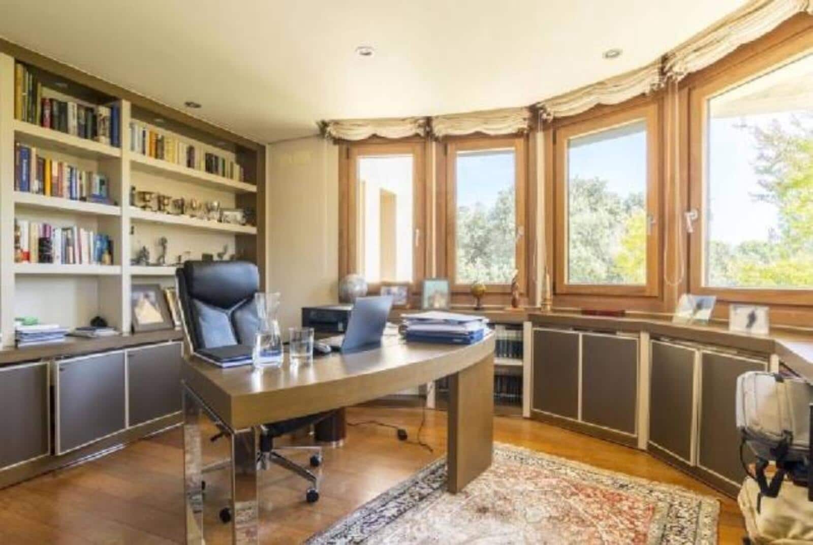 7 makuuhuone Huvila myytävänä paikassa Alcobendas mukana uima-altaan 
autotalli - 10 400 000 € (Ref: 9508914)