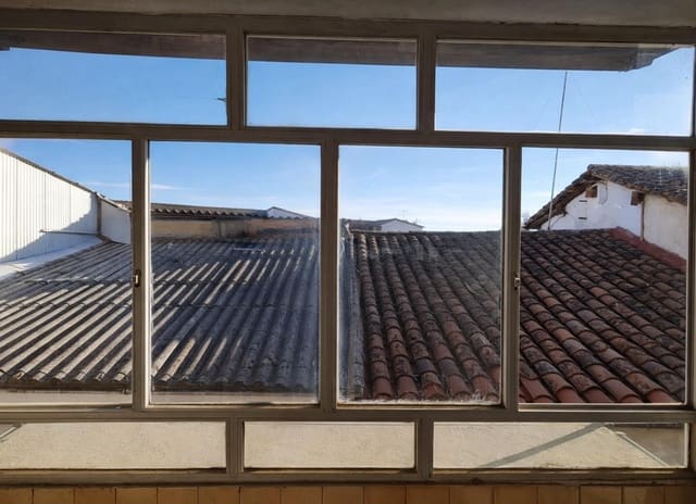 2 soveværelse Byhus til salg i Jaraíz de la Vera - € 35.000 (Ref: 9533800)