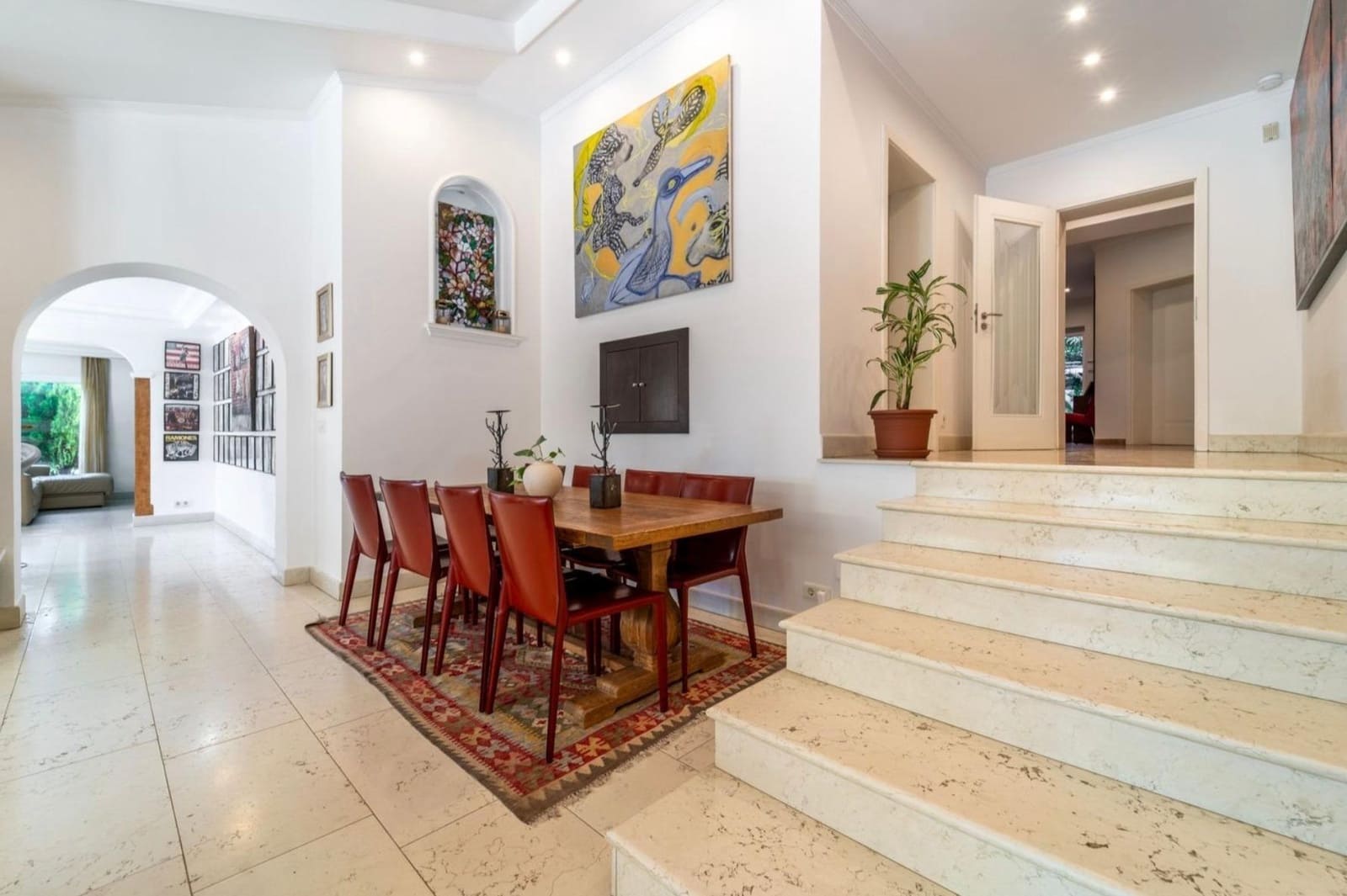 5 makuuhuone Huvila myytävänä paikassa Marbella mukana uima-altaan 
autotalli - 1 695 000 € (Ref: 9634331)