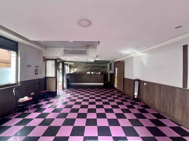 Commercial for sale in Salamanca city - € 480,000 (Ref: 9666540)