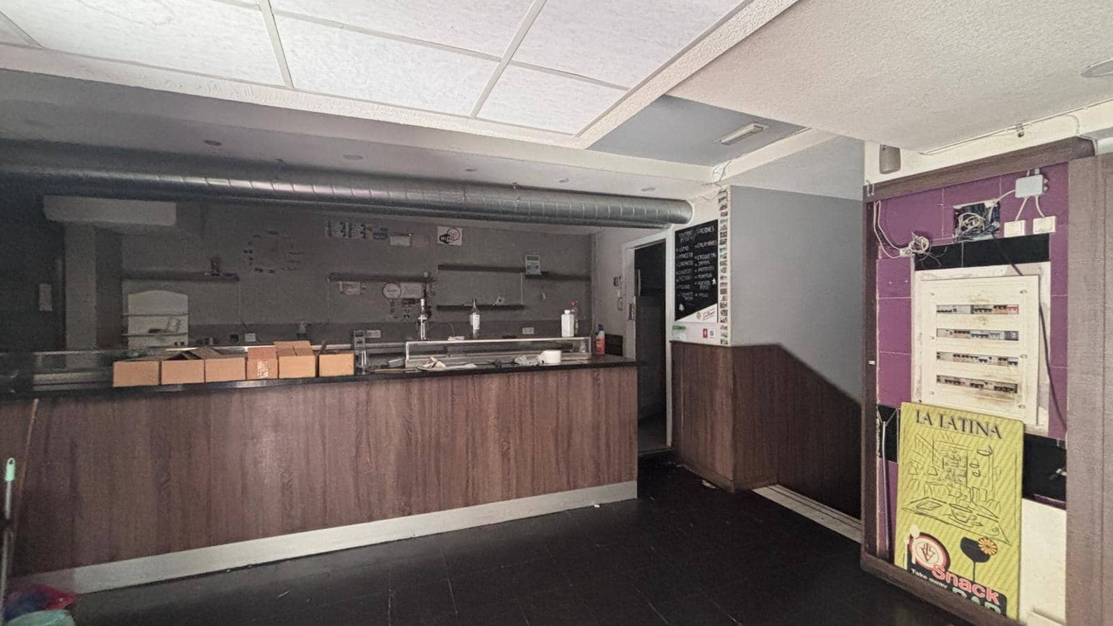 Commercial for sale in Salamanca city - € 480,000 (Ref: 9666540)