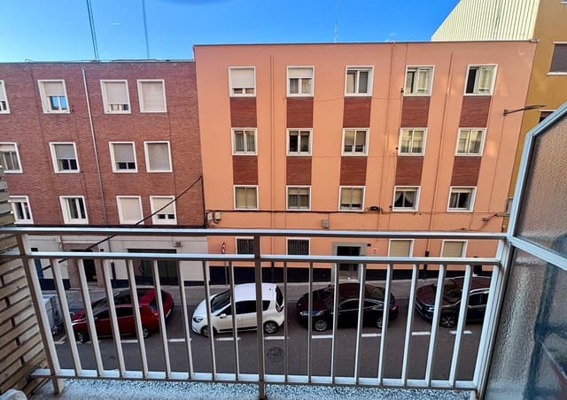 3 makuuhuone Asunto vuokrattavana paikassa Salamanca kaupunki - 1 200 € (Ref: 9679895)