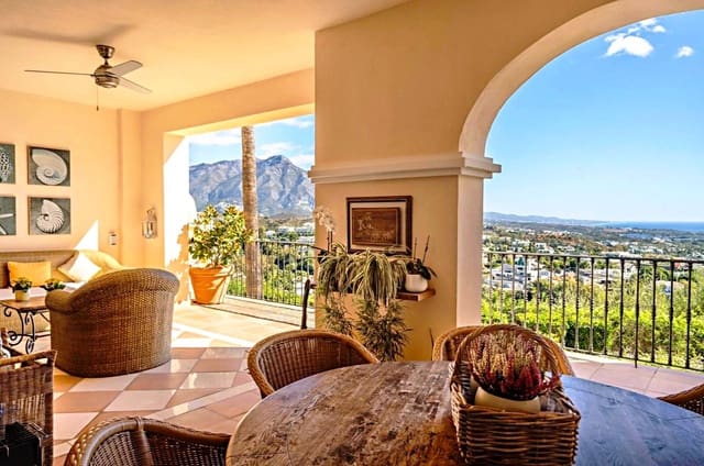 2 slaapkamer Flat te koop in La Quinta, Benahavís met zwembad - € 1.300.000 (Ref: 9690652)