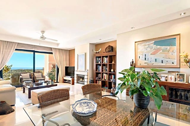 2 slaapkamer Flat te koop in La Quinta, Benahavís met zwembad - € 1.300.000 (Ref: 9690652)
