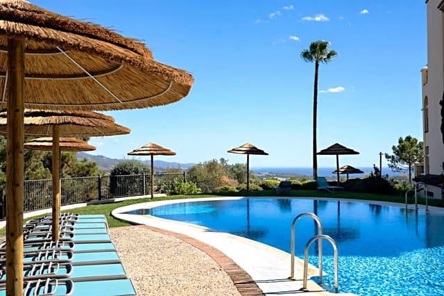 2 slaapkamer Flat te koop in La Quinta, Benahavís met zwembad - € 1.300.000 (Ref: 9690652)