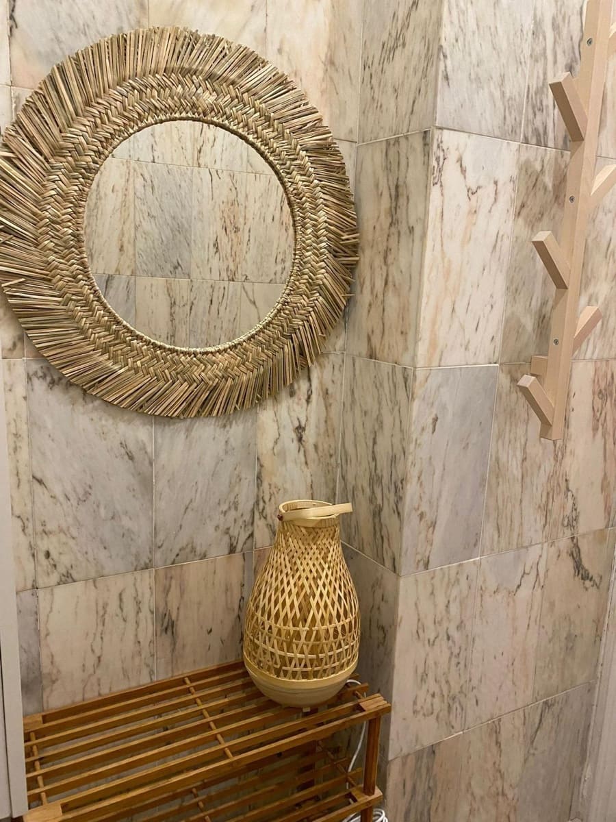 4 slaapkamer Appartement te huur in Salamanca stad - € 1.100 (Ref: 9719997)