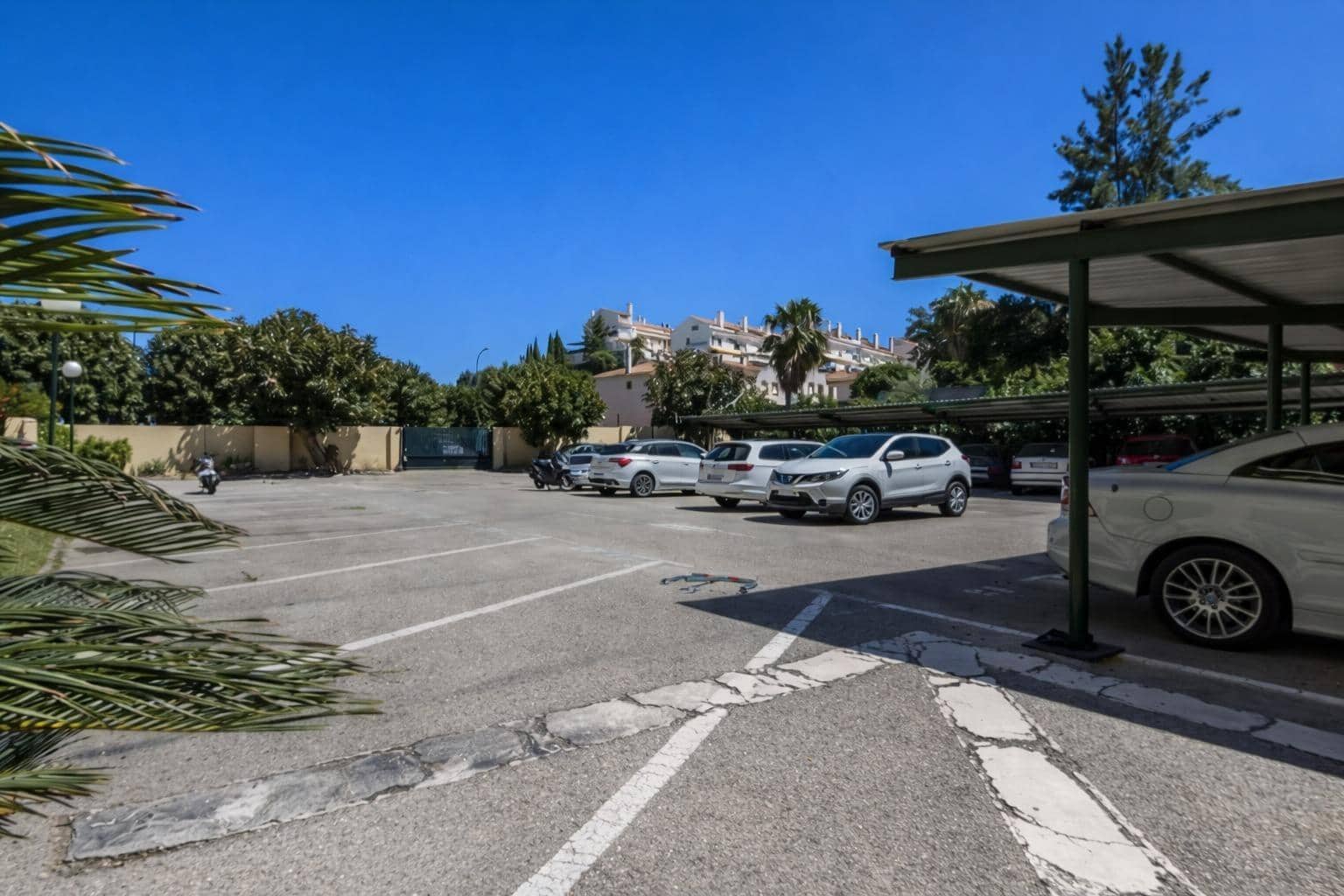 1 Zimmer Wohnung zu verkaufen in Torrequebrada mit Pool - 329.500 € (Ref: 9735616)