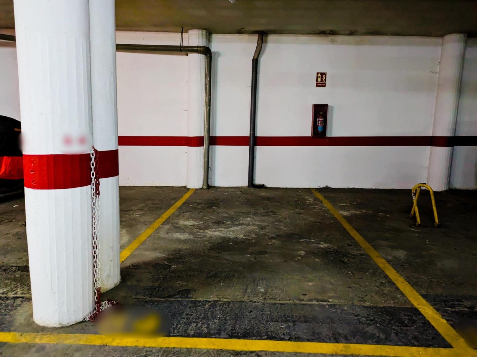 2 bedroom Flat for sale in Marbella with pool garage - € 665,000 (Ref: 9752065)