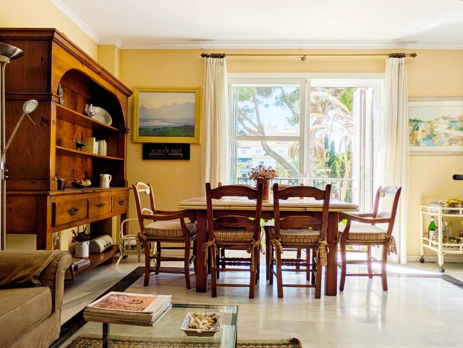 2 bedroom Flat for sale in Marbella with pool garage - € 665,000 (Ref: 9752065)