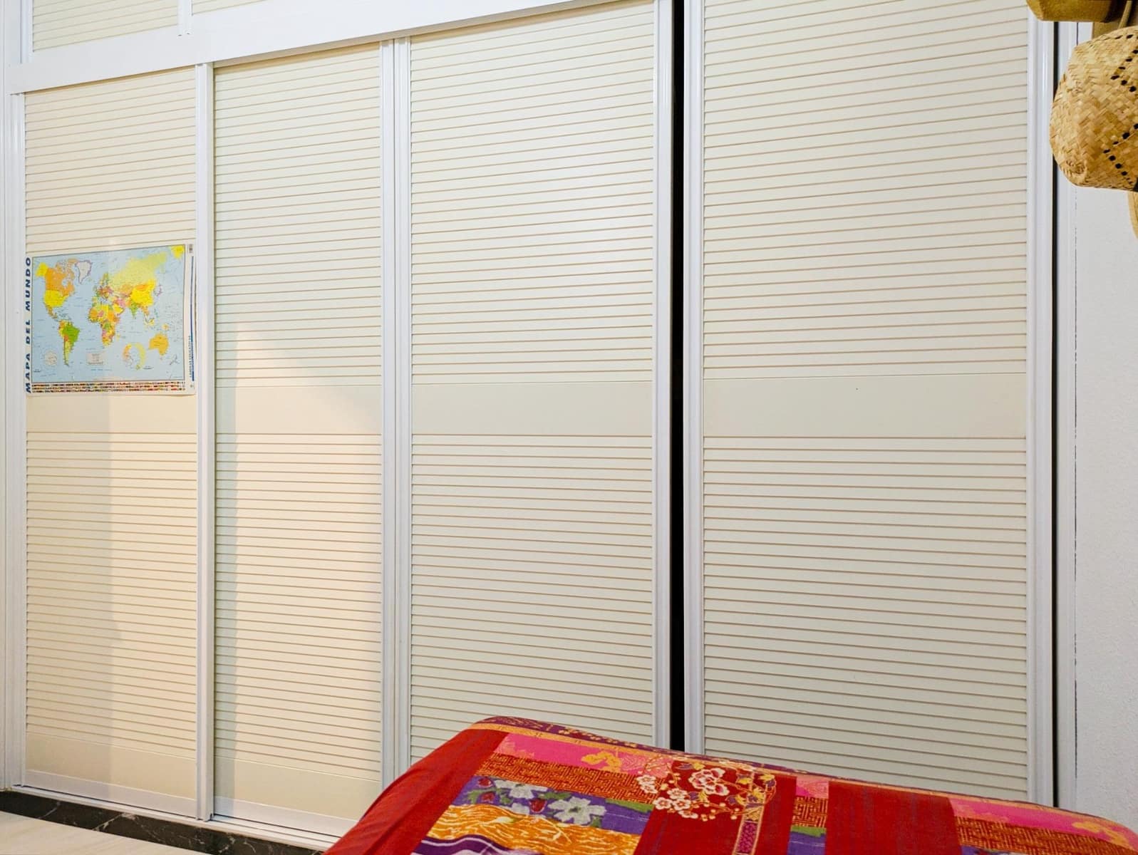 2 bedroom Flat for sale in Marbella with pool garage - € 665,000 (Ref: 9752065)