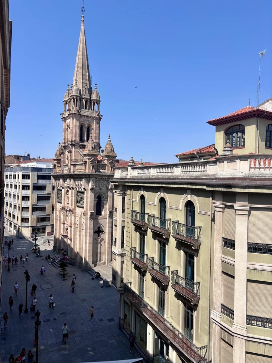 4 bedroom Flat for sale in Salamanca city with garage - € 597,000 (Ref: 9815875)