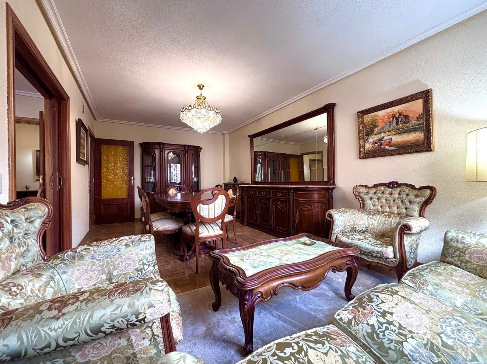 4 bedroom Flat for sale in Salamanca city with garage - € 597,000 (Ref: 9815875)