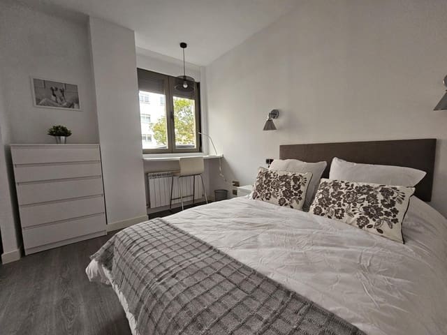 Appartement de 1 chambre à louer à Salamanque ville - 690 € (Ref: 9815876)