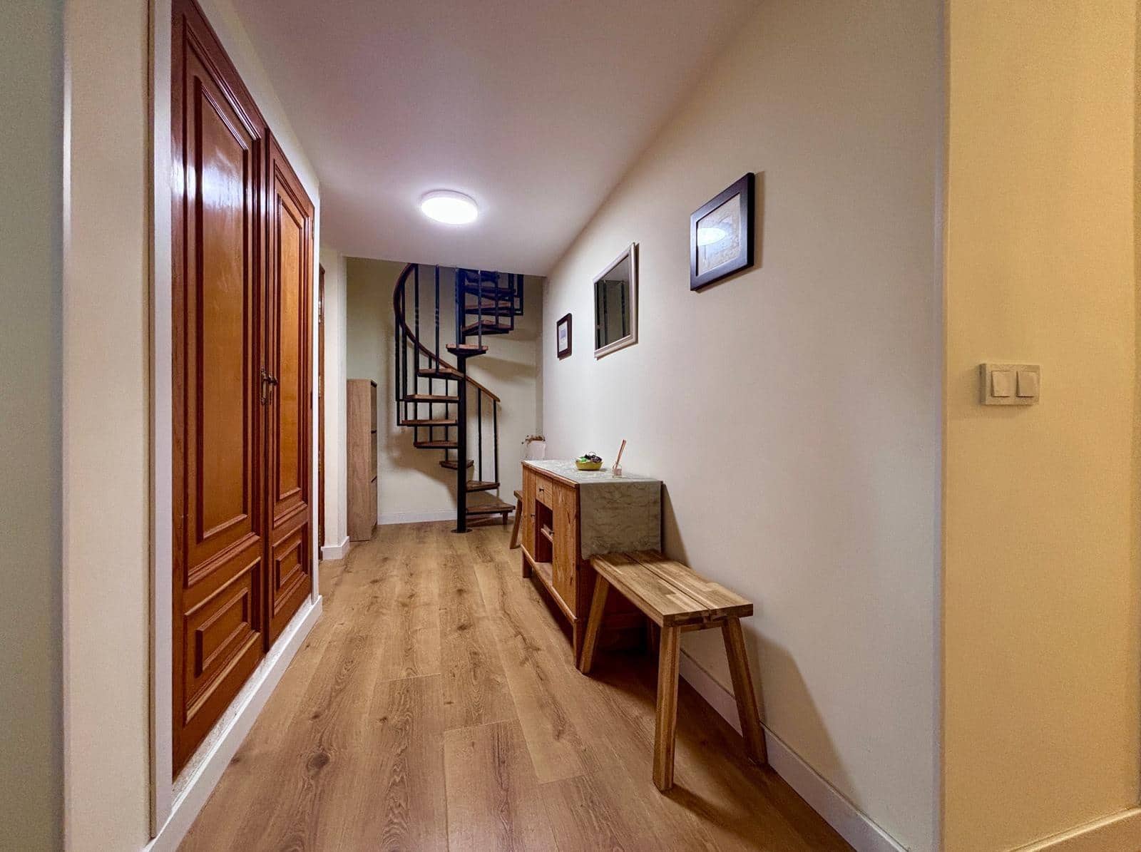 5 bedroom Penthouse for sale in Salamanca city with garage - € 475,000 (Ref: 9836689)