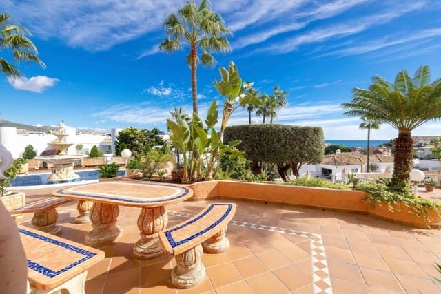 10 makuuhuone Huvila myytävänä paikassa Benalmádena mukana uima-altaan 
autotalli - 2 195 000 € (Ref: 9846268)