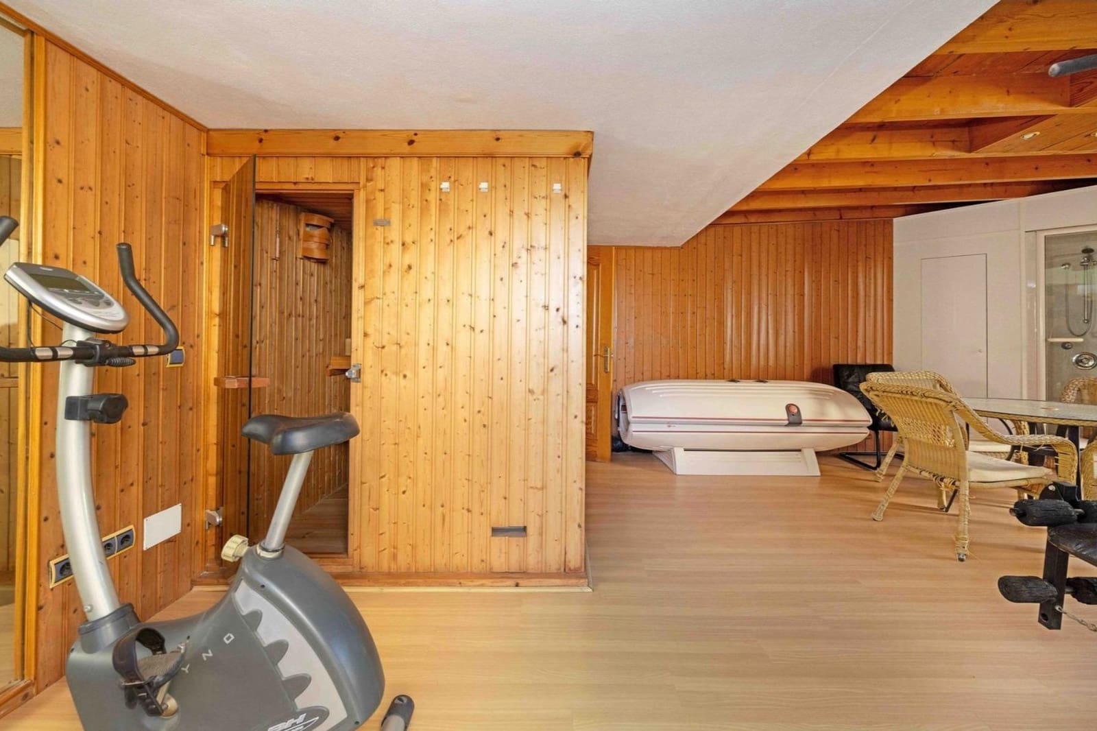 10 bedroom Villa for sale in Benalmadena with pool garage - € 2,195,000 (Ref: 9846268)