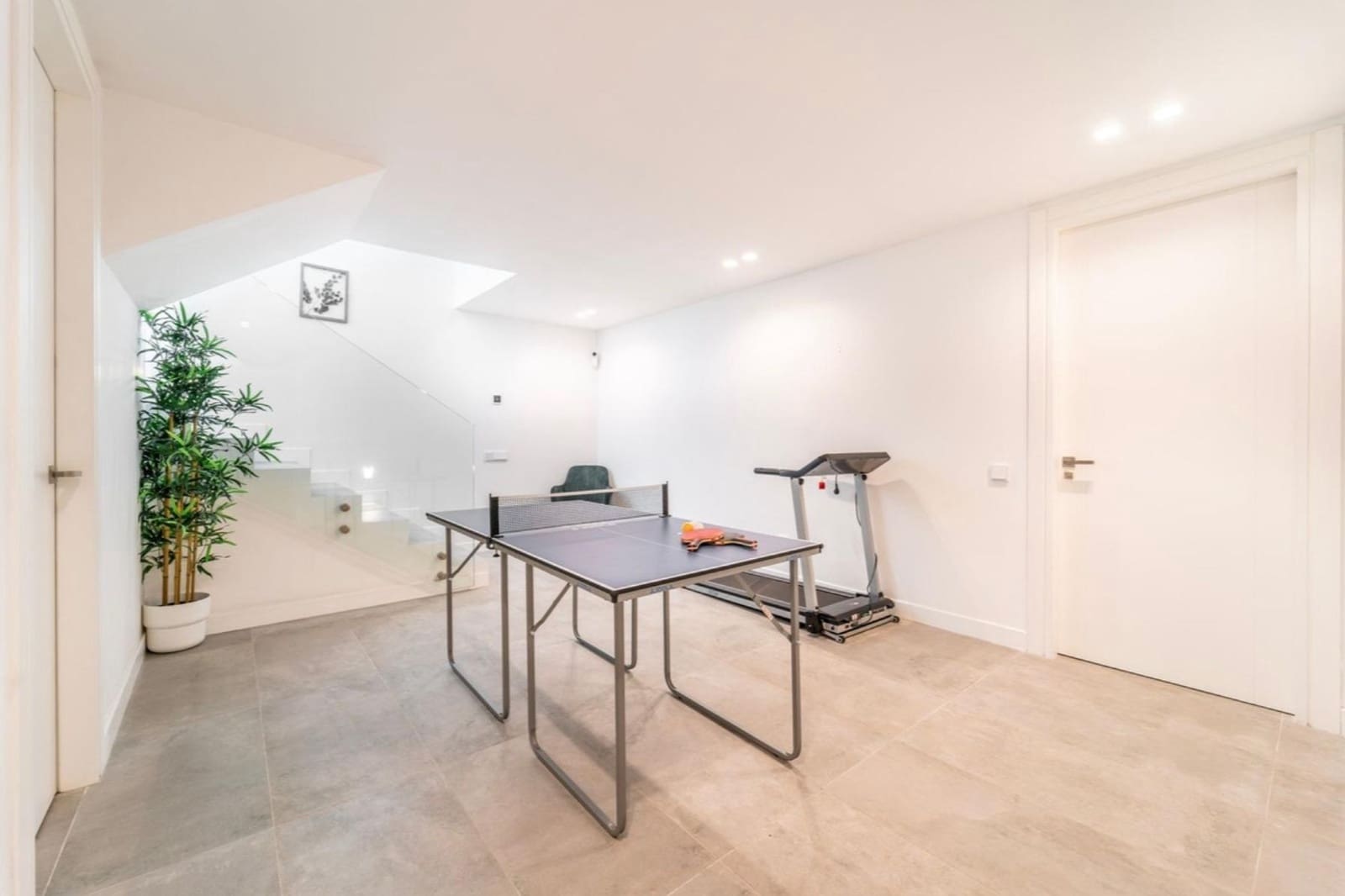 4 bedroom Villa for sale in Benalmadena with pool garage - € 1,599,000 (Ref: 9861897)