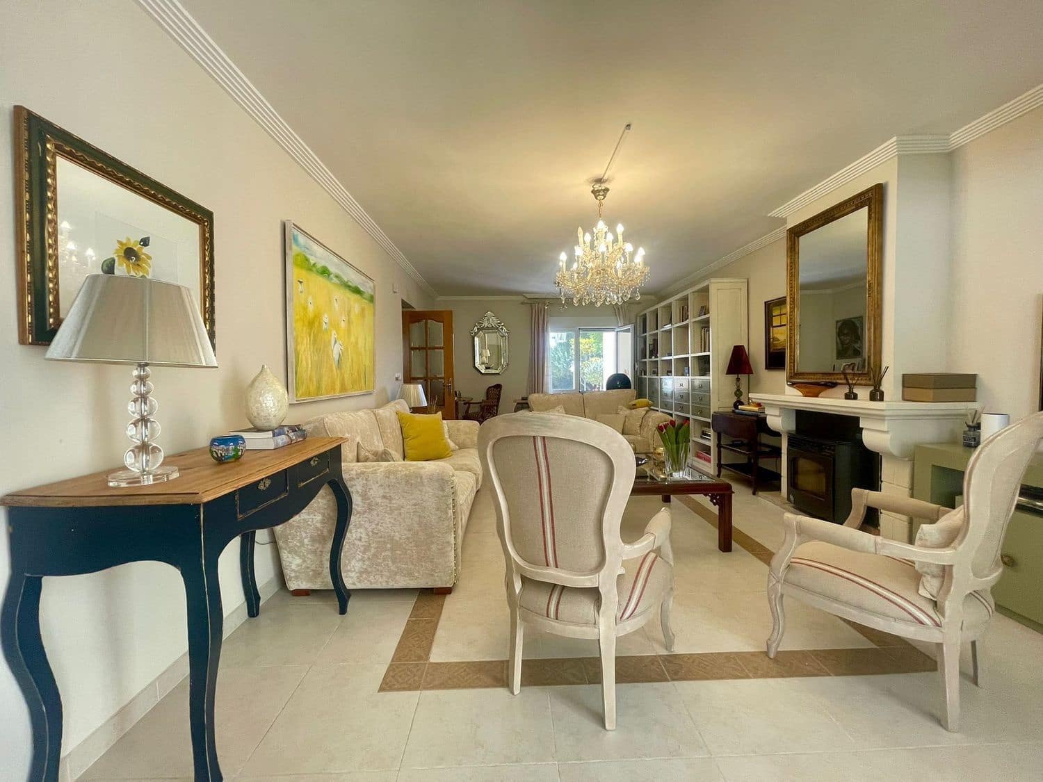 5 bedroom Villa for sale in Galindo y Perahuy with pool garage - € 397,000 (Ref: 9924641)