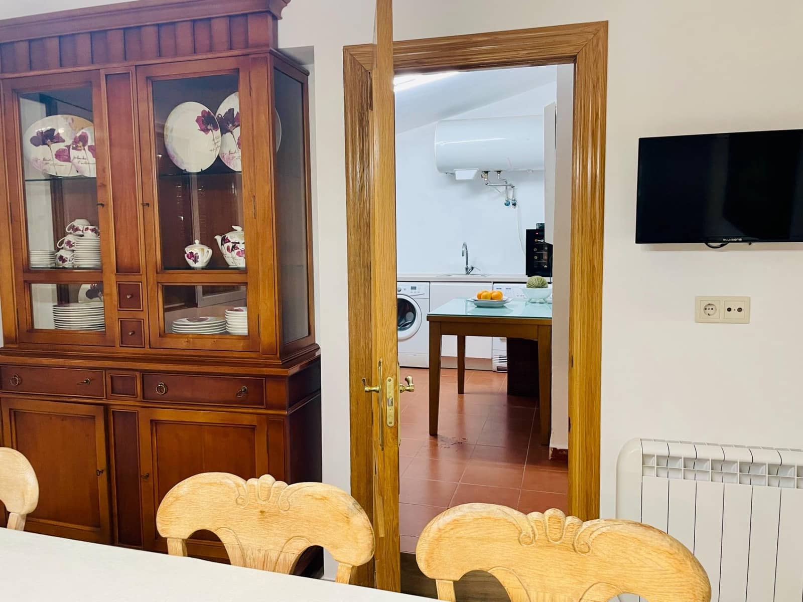 5 bedroom Villa for sale in Galindo y Perahuy with pool garage - € 397,000 (Ref: 9924641)