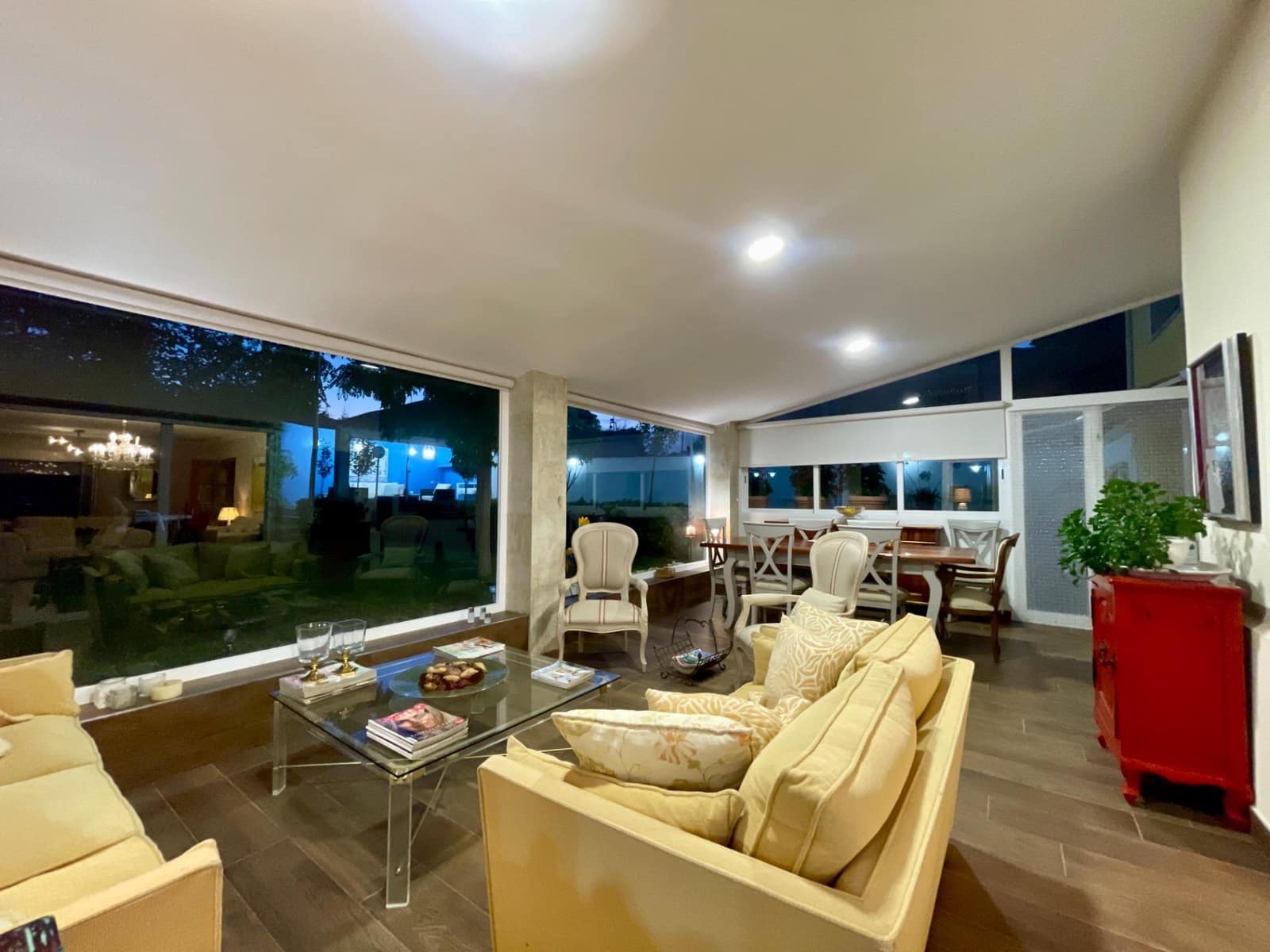 5 bedroom Villa for sale in Galindo y Perahuy with pool garage - € 397,000 (Ref: 9924641)