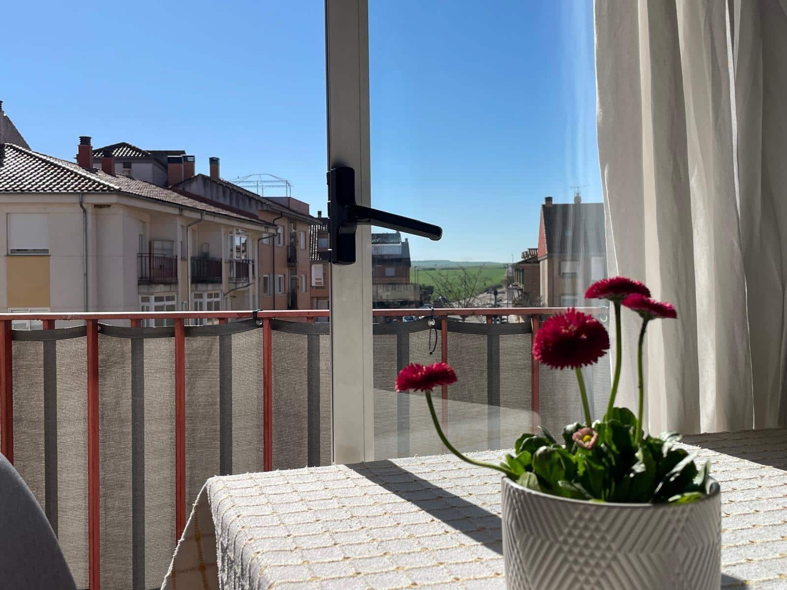 3 slaapkamer Flat te koop in Carbajosa de la Sagrada met garage - € 178.000 (Ref: 9952666)