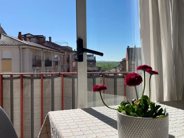 3 slaapkamer Flat te koop in Carbajosa de la Sagrada met garage - € 178.000 (Ref: 9952666)