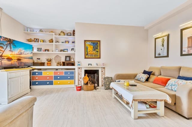 4 soveværelse Lejlighed til salg i Marbella med swimmingpool - € 580.000 (Ref: 9965321)