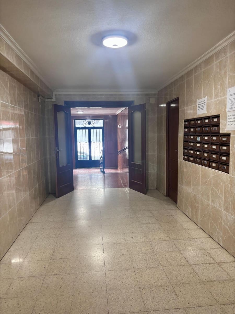 2 Zimmer Wohnung zu verkaufen in Salamanca Stadt - 258.000 € (Ref: 9970630)