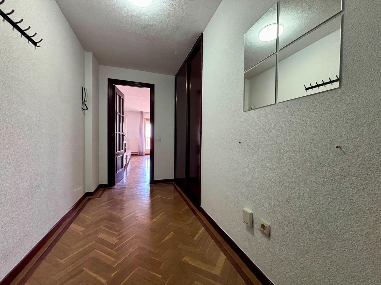 2 Zimmer Wohnung zu verkaufen in Santa Marta de Tormes mit Garage - 140.000 € (Ref: 9983043)