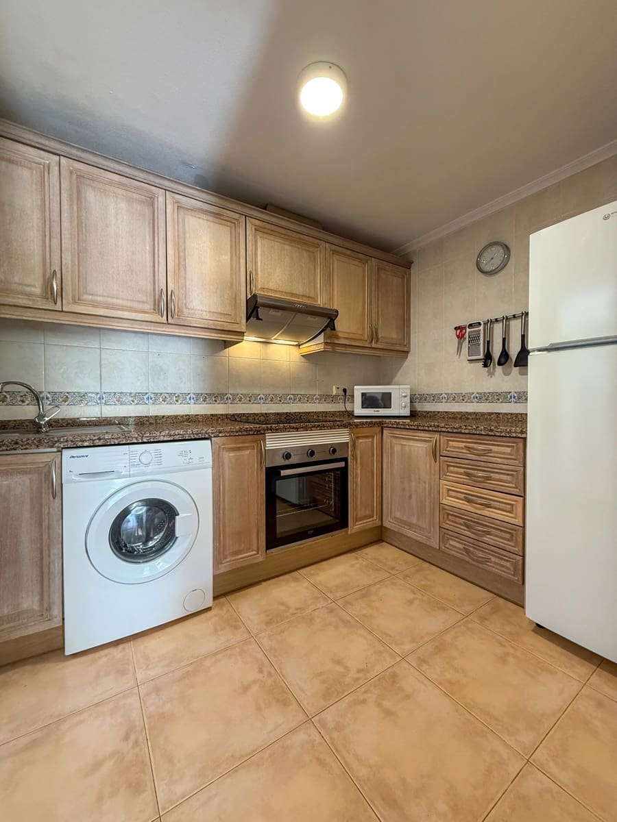 2 makuuhuone Huoneisto vuokrattavana paikassa Gran Alacant mukana uima-altaan - 900 € (Ref: 9436280)