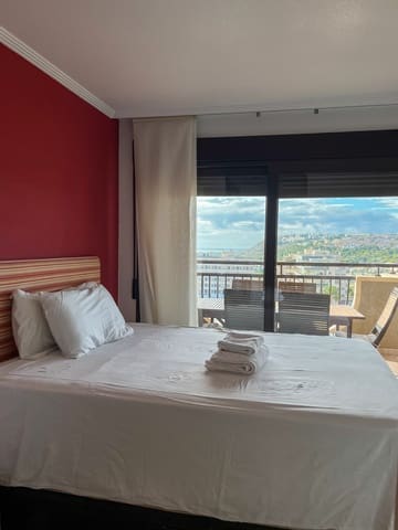 2 makuuhuone Huoneisto myytävänä paikassa Arenales del Sol, Elche / Elx mukana uima-altaan 
autotalli - 315 000 € (Ref: 9436338)