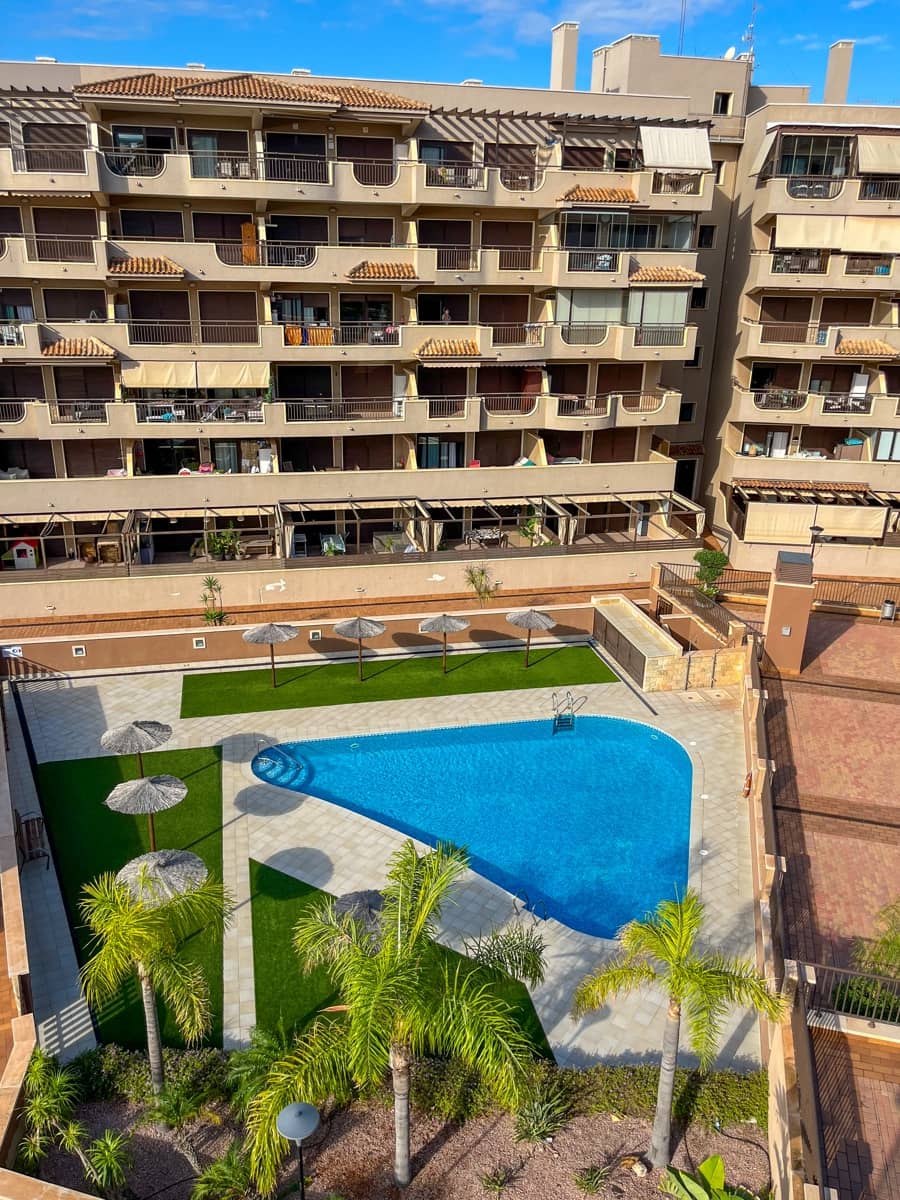 2 slaapkamer Appartement te koop in Arenales del Sol met zwembad garage - € 315.000 (Ref: 9436338)