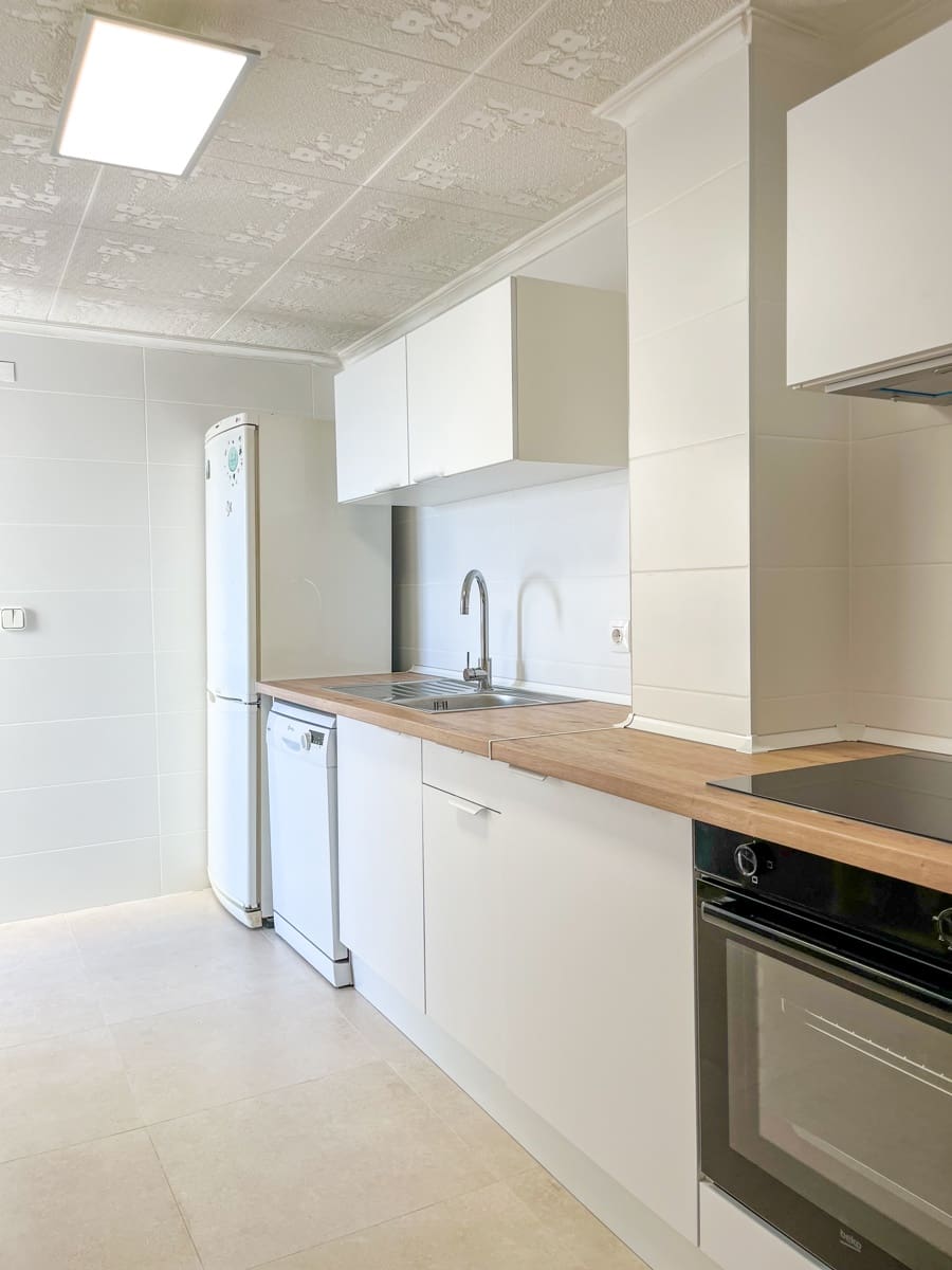 3 bedroom Penthouse for rent in Arenales del Sol with garage - € 1,700 (Ref: 9436418)