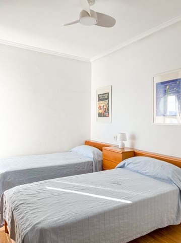 3 bedroom Penthouse for rent in Arenales del Sol, Elche / Elx with garage - € 1,700 (Ref: 9436418)