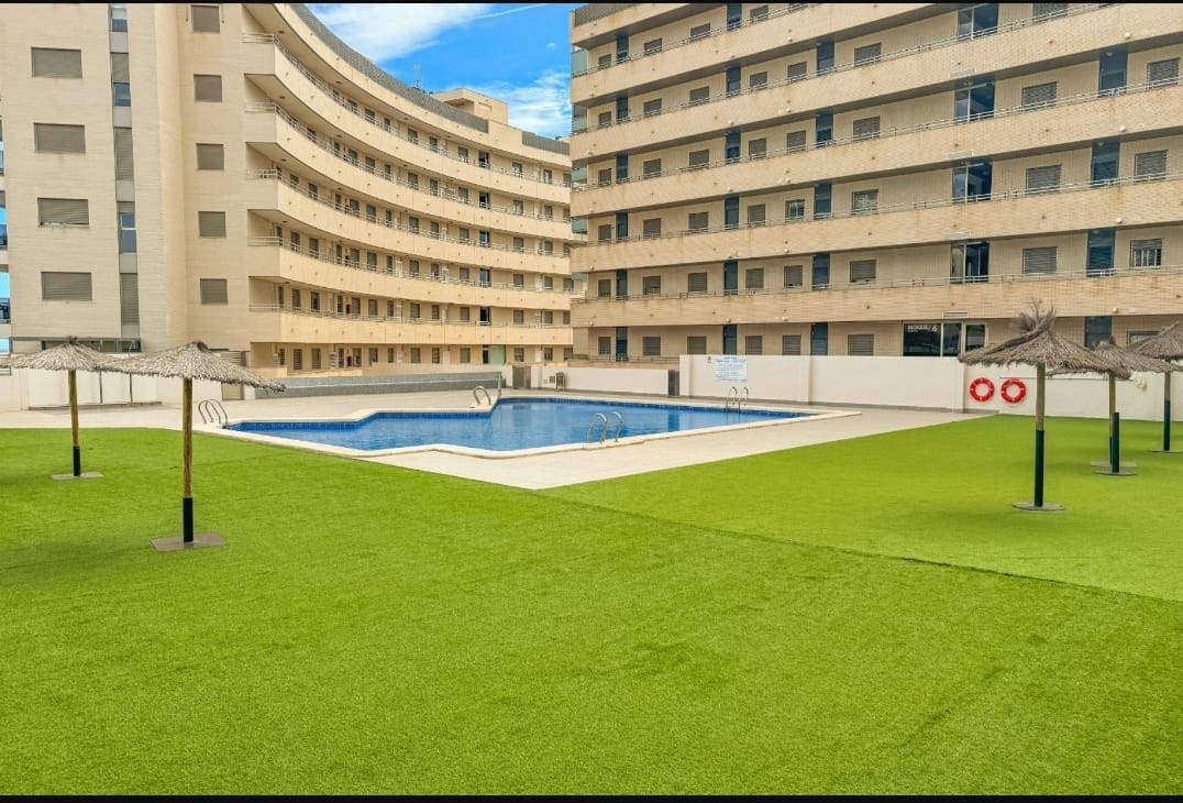 2 bedroom Apartment for rent in Arenales del Sol with pool garage - € 900 (Ref: 9440292)