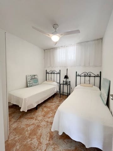 2 soveværelse Lejlighed til leje i Santa Pola - € 850 (Ref: 9440631)