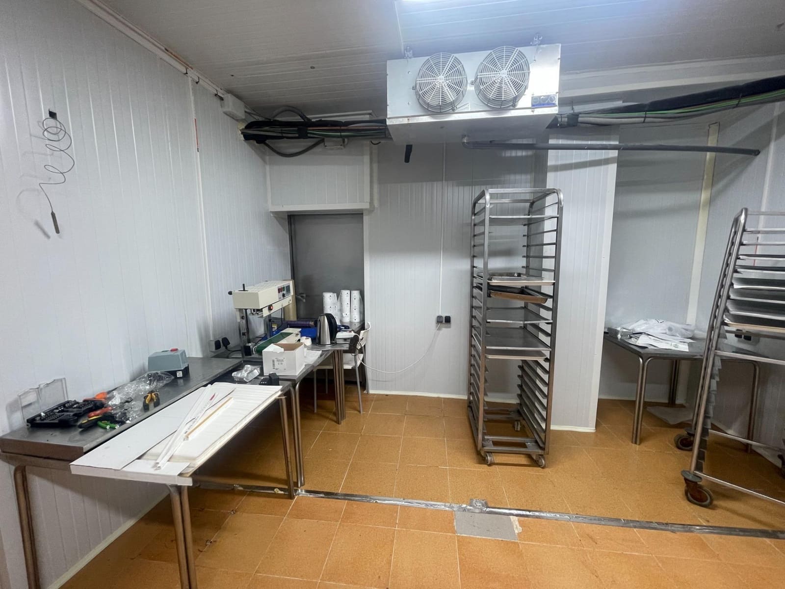 Bedrift til salgs i Torrevieja - € 290 000 (Ref: 10011600)