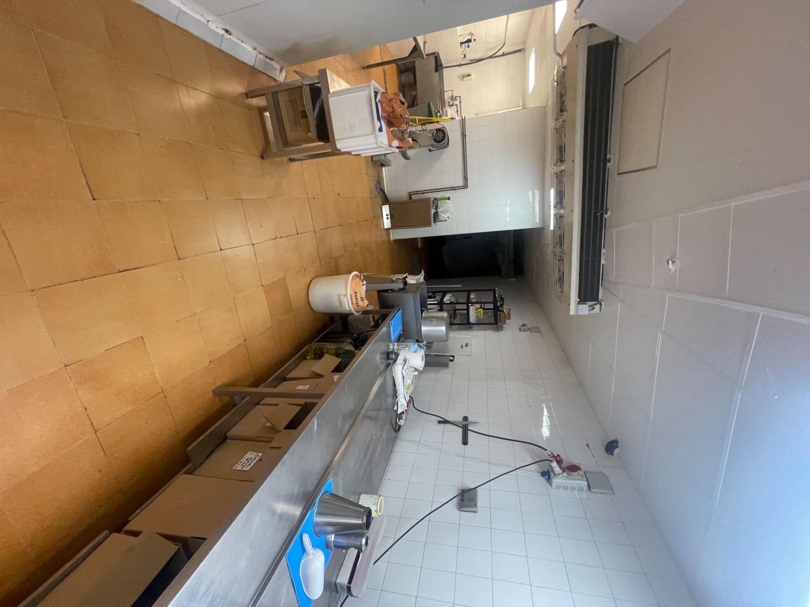 Bedrift til salgs i Torrevieja - € 290 000 (Ref: 10011600)