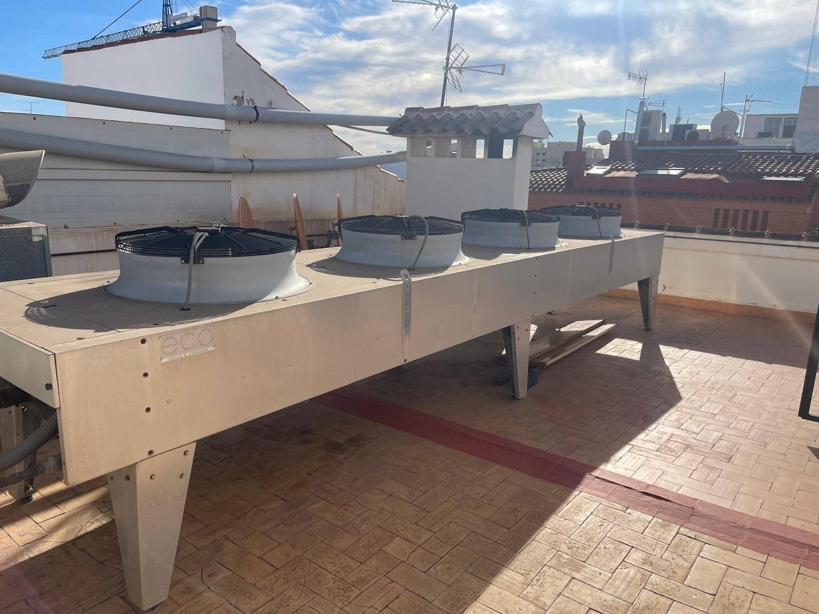 Bedrift til salgs i Torrevieja - € 290 000 (Ref: 10011600)
